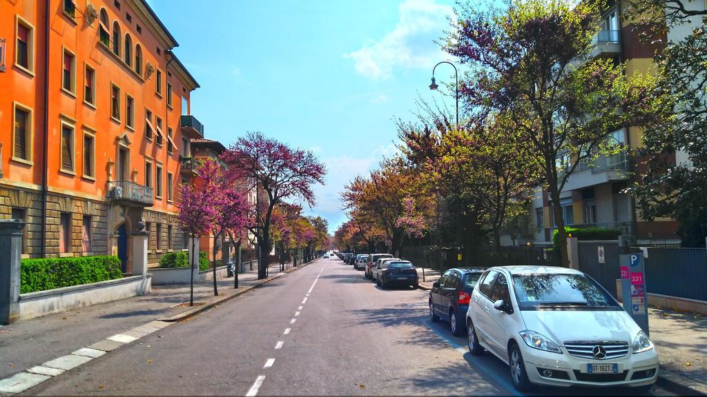 Across The River And Into The Trees Verona Exterior photo